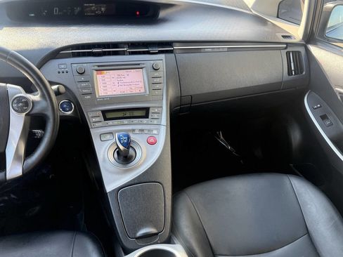 Used 2013 Toyota Prius Persona Series image 8