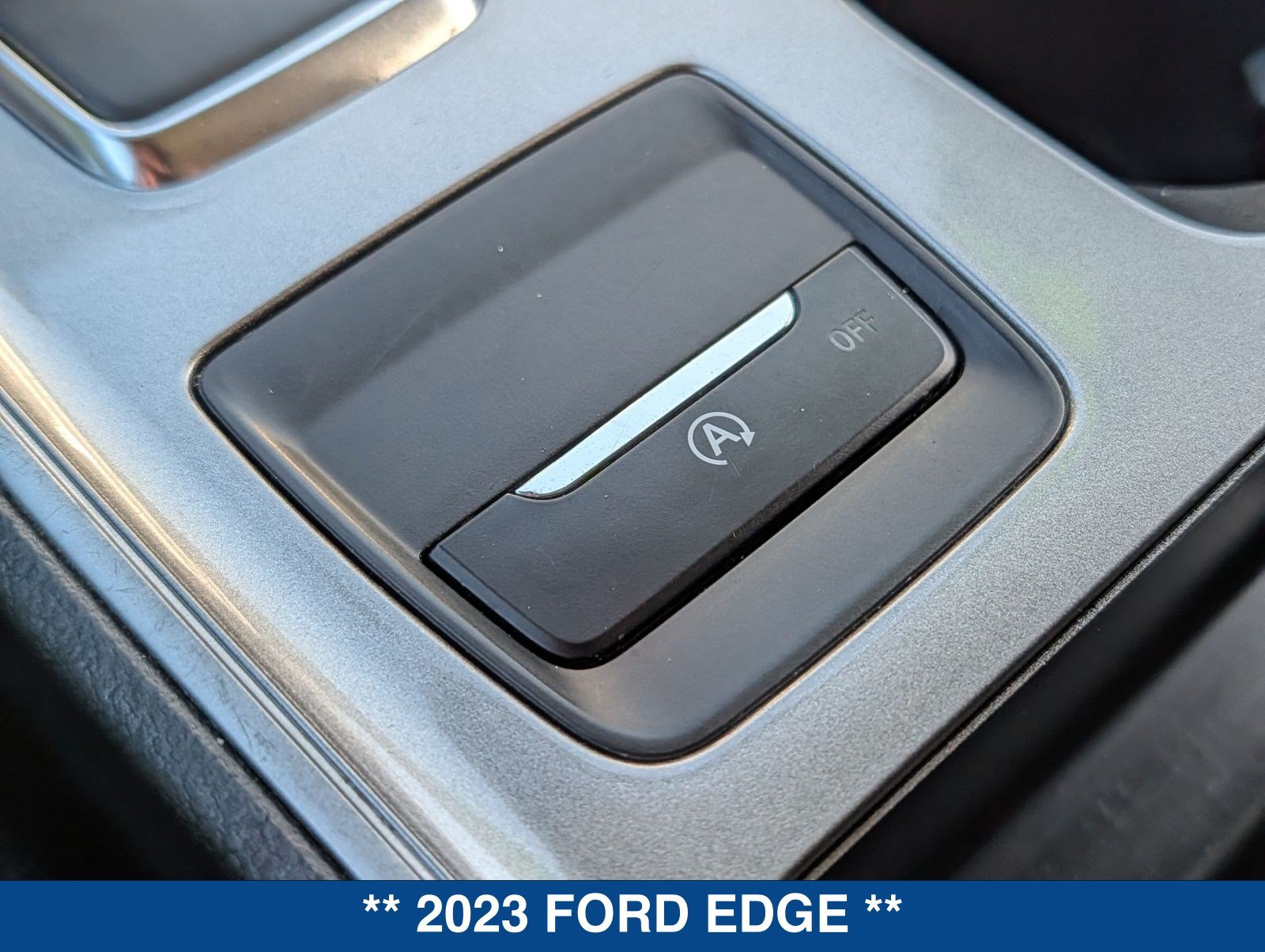 Used 2023 Ford Edge SEL AWD/4WD image 31
