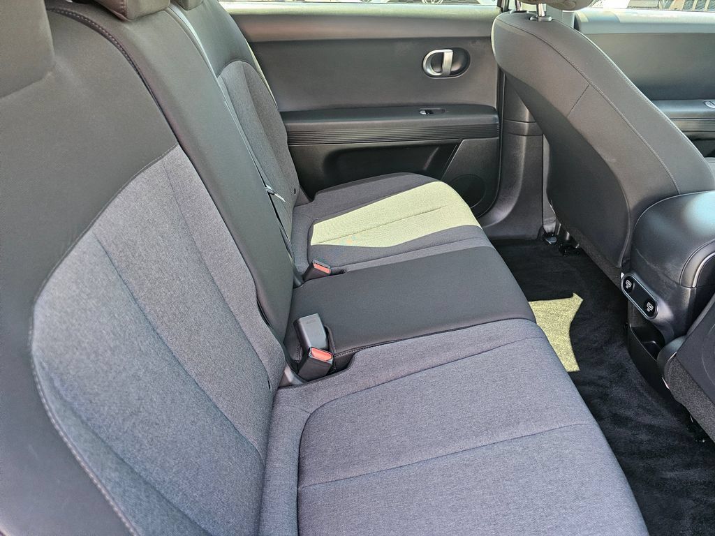 Certified 2024 Hyundai Ioniq 5 SE RWD image 13