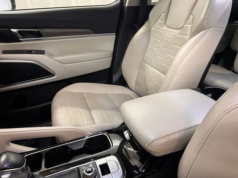 Used 2020 Kia Telluride SX w/ SX Prestige Package image 32