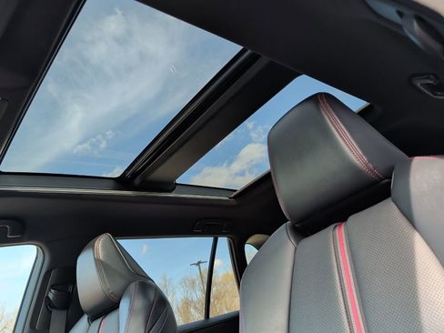 Used 2022 Toyota RAV4 XSE w/ Premium Package image 17