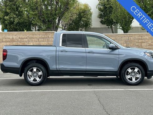 Certified 2024 Honda Ridgeline RTL image 3