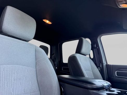 Used 2024 RAM 2500 Big Horn image 17