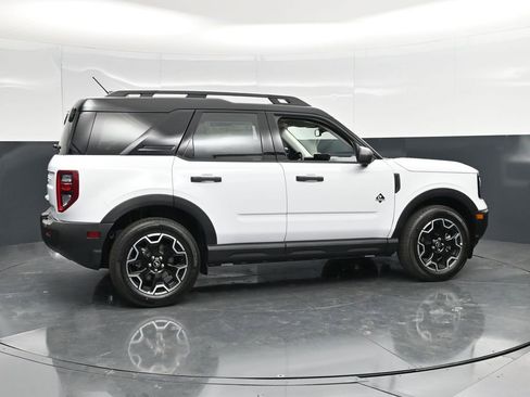 New 2026 Ford Bronco Sport Outer Banks AWD/4WD image 2