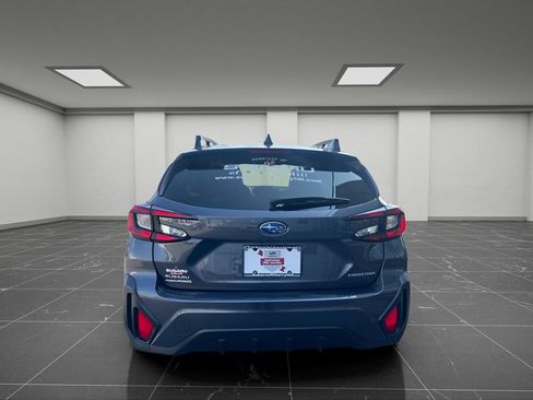 Used 2025 Subaru Crosstrek 2.5i Premium AWD/4WD image 4