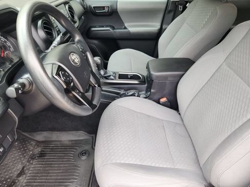Used 2022 Toyota Tacoma SR w/ SR Convenience Package RWD image 4