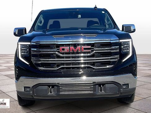 Used 2025 GMC Sierra 1500 SLT image 3