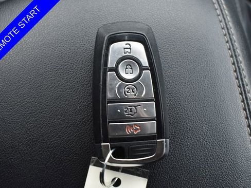 Used 2024 Ford Edge Titanium AWD/4WD image 6