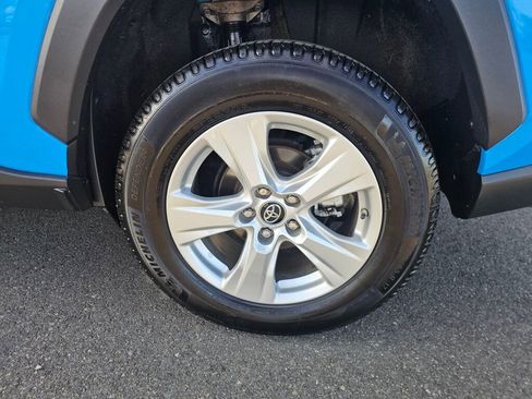 Used 2019 Toyota RAV4 XLE AWD/4WD image 11