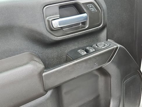 Certified 2023 Chevrolet Silverado 2500 Custom w/ Custom Convenience Package AWD/4WD image 27