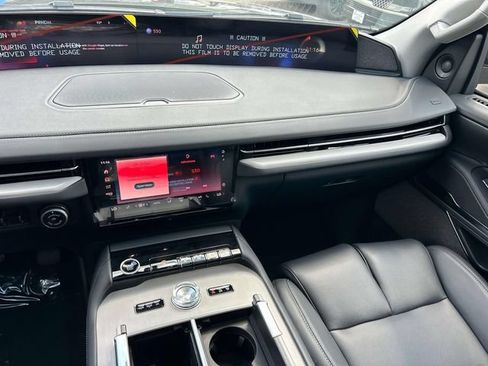 New 2027 Lincoln Navigator Reserve AWD/4WD image 15