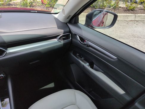 Used 2024 MAZDA CX-5 AWD 2.5 S w/ Preferred Package image 17