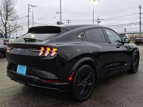 Used 2025 Ford Mustang Mach-E GT image 10