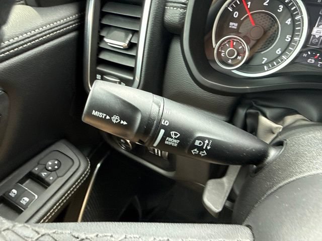Used 2025 RAM 1500 Laramie AWD/4WD image 23