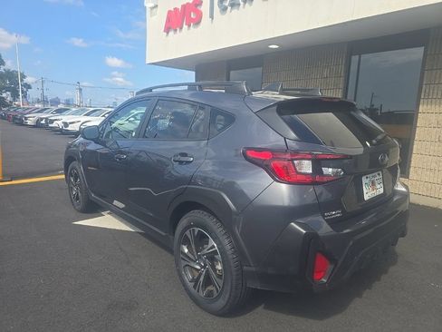 Used 2025 Subaru Crosstrek 2.5i Premium AWD/4WD image 6