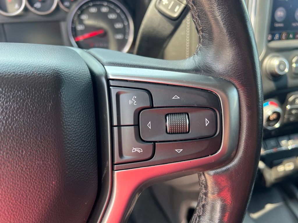 Used 2020 Chevrolet Silverado 1500 LTZ AWD/4WD image 43
