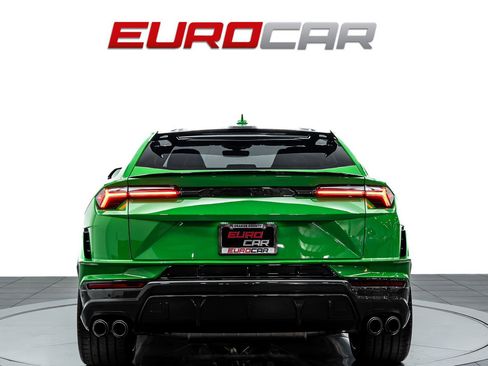 Used 2024 Lamborghini Urus Performante AWD/4WD image 4