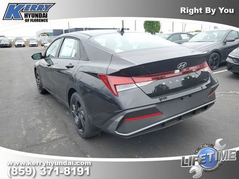New 2026 Hyundai Elantra Sport FWD image 3