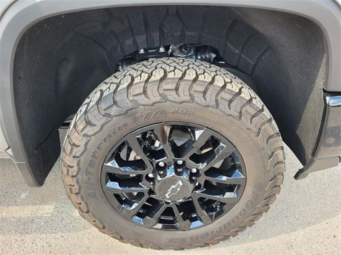 Used 2025 Chevrolet Silverado 2500 LT w/ Trail Boss Package image 24