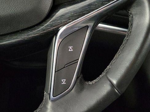 Certified 2022 Cadillac XT5 Premium Luxury image 19