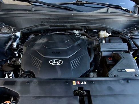 Used 2022 Hyundai Palisade Calligraphy w/ Winter Package image 36