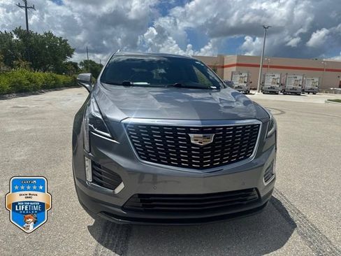 Used 2021 Cadillac XT5 Luxury FWD image 2