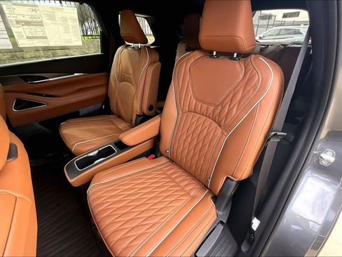 New 2026 INFINITI QX60 Autograph w/ Dark Cargo Package image 27