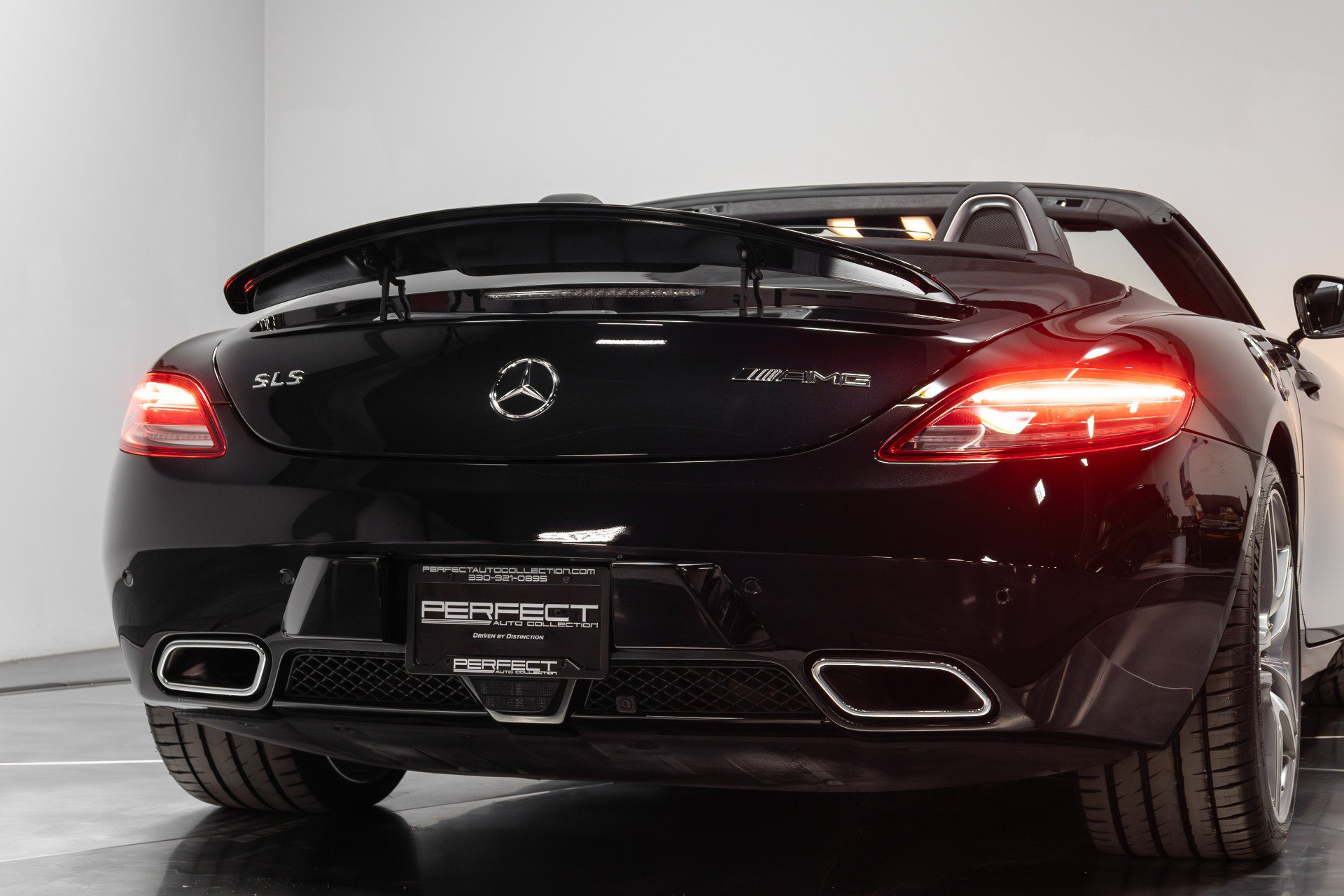 Used 2012 Mercedes-Benz SLS AMG Roadster image 77