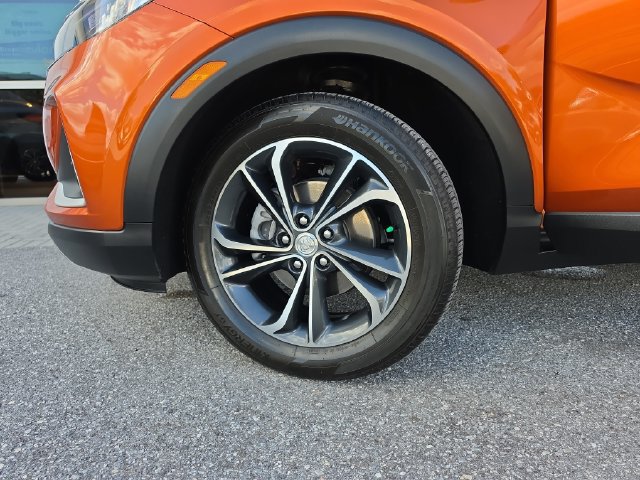 Used 2022 Buick Encore GX Select w/ Advanced Technology Package FWD image 31