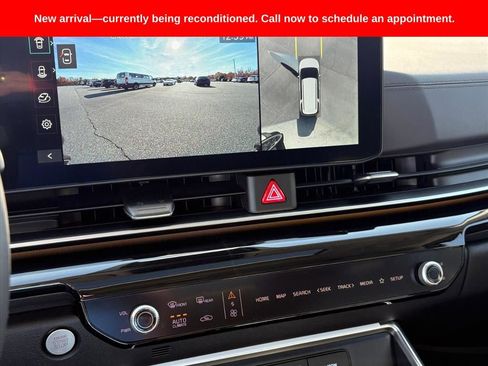 Used 2026 Kia Carnival SX Prestige image 10