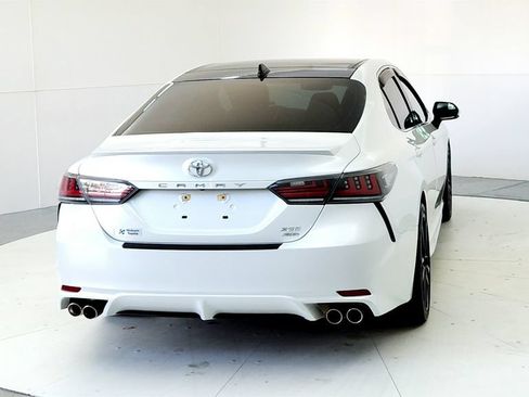 Used 2021 Toyota Camry XSE w/ Carpet Mat Package (TMS) AWD/4WD image 5