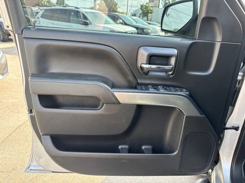 Used 2019 Chevrolet Silverado 1500 LT AWD/4WD image 10