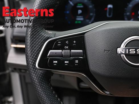 Used 2023 Nissan Ariya FWD image 14
