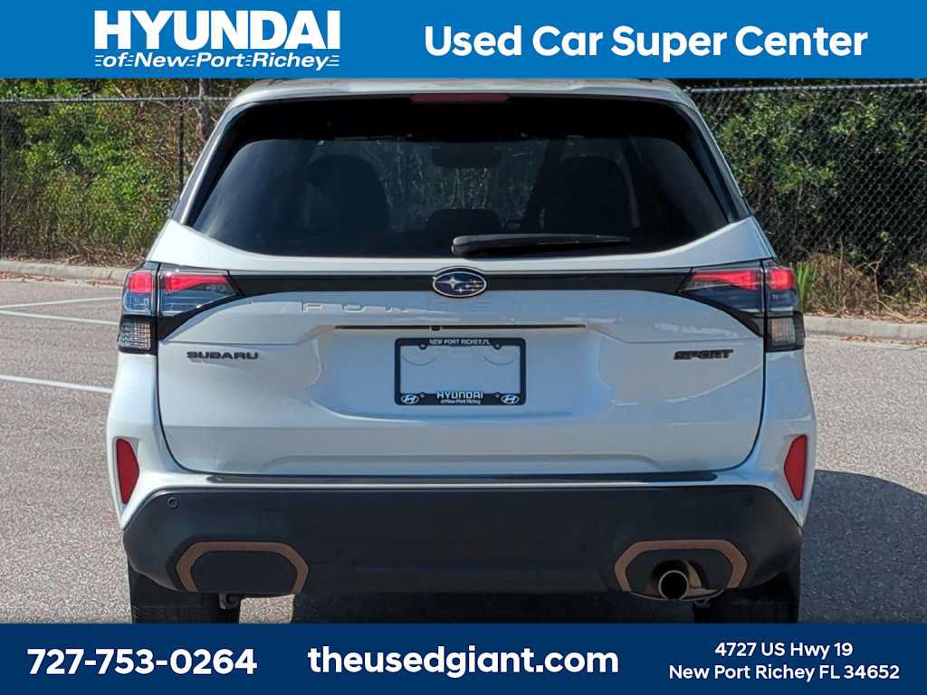 Used 2025 Subaru Forester Sport w/ Popular Package #1 AWD/4WD image 4