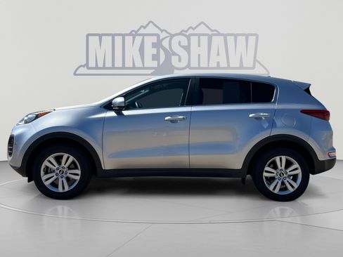 Used 2017 Kia Sportage LX AWD/4WD image 2
