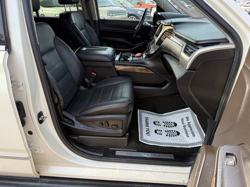 Used 2015 GMC Yukon XL Denali w/ Open Road Package image 29