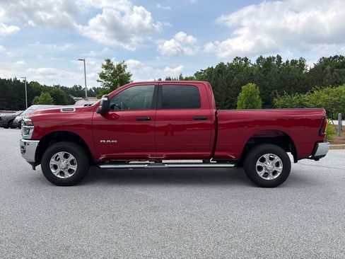 Used 2026 RAM 2500 Big Horn AWD/4WD image 4