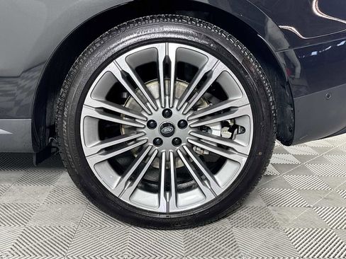 Used 2025 Land Rover Range Rover Sport SE image 30