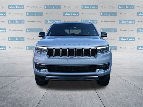 Used 2024 Jeep Wagoneer Series III image 2