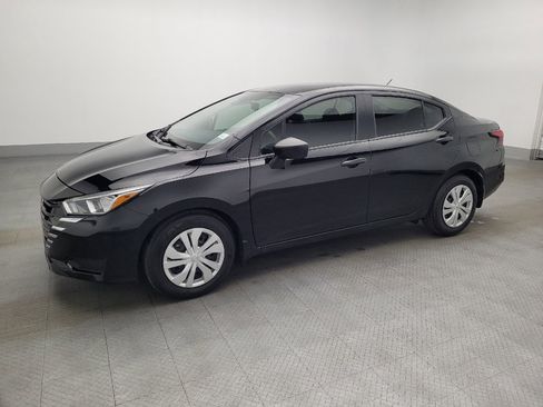 Used 2024 Nissan Versa S w/ Trunk Package image 2