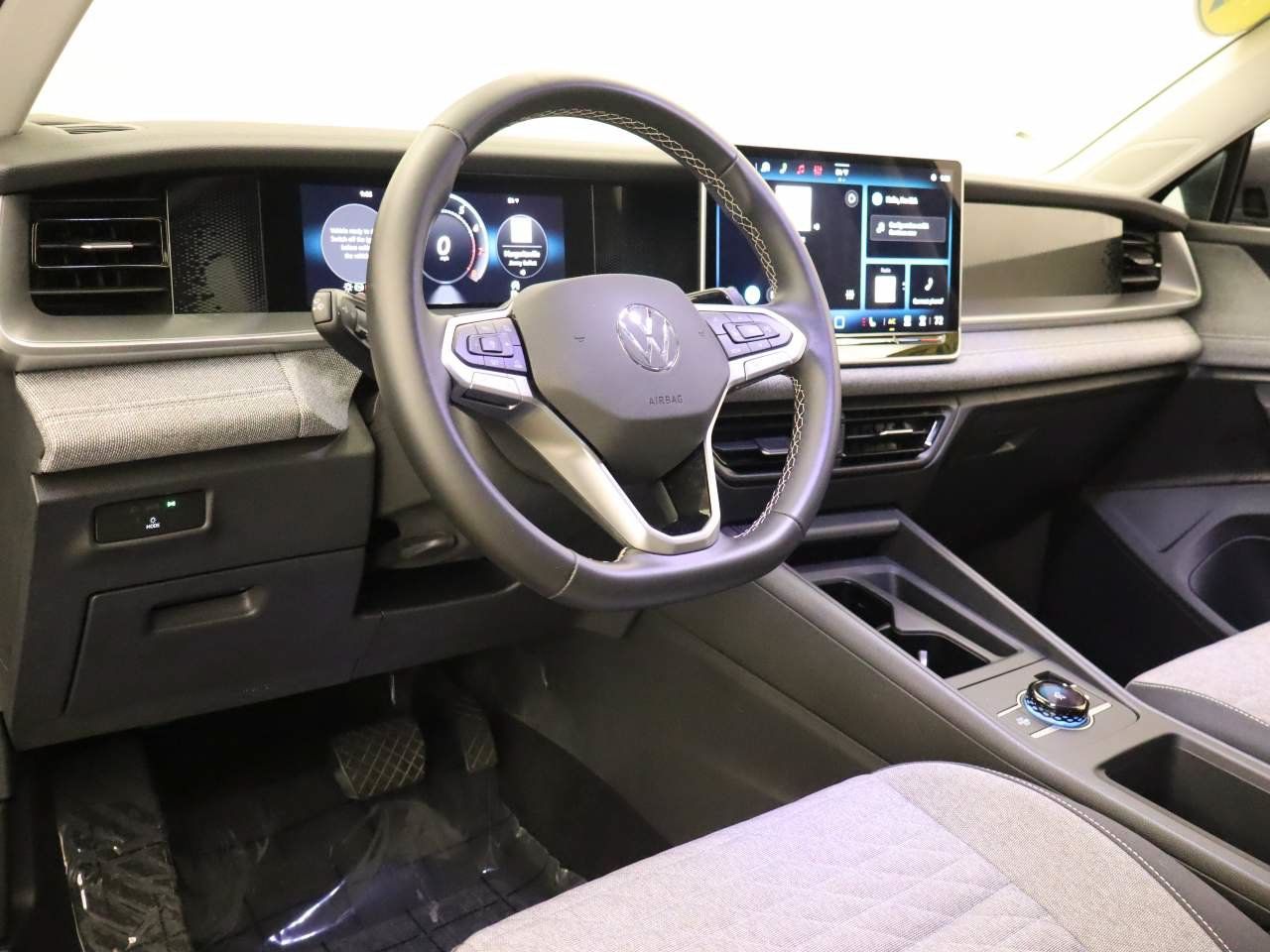 Certified 2026 Volkswagen Tiguan S FWD image 16