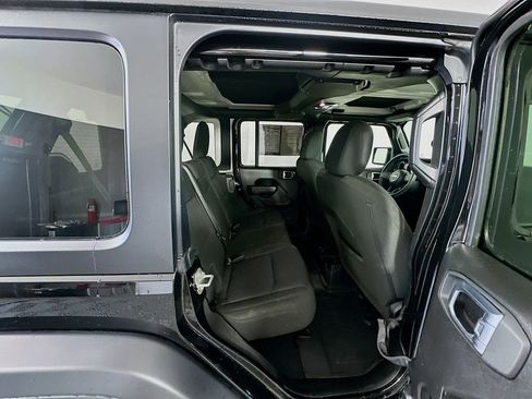 Used 2023 Jeep Wrangler Unlimited Sport AWD/4WD image 25