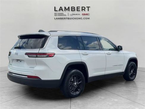 Used 2022 Jeep Grand Cherokee L Laredo w/ Luxury Tech Group I AWD/4WD image 5