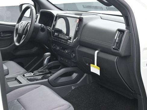 New 2026 Nissan Frontier SV AWD/4WD image 6