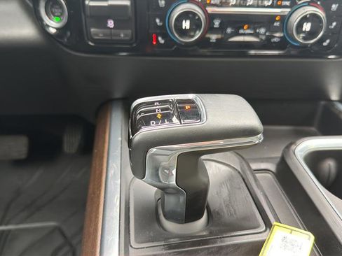 Certified 2023 Chevrolet Silverado 1500 High Country w/ High Country Premium Package AWD/4WD image 29