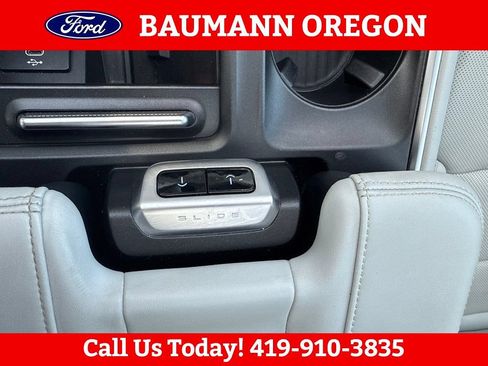 Used 2025 Ford Expedition Platinum AWD/4WD image 22
