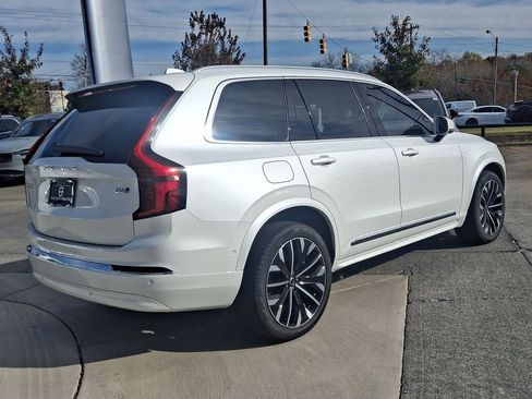 New 2026 Volvo XC90 B6 Plus w/ Protection Package Premier image 12