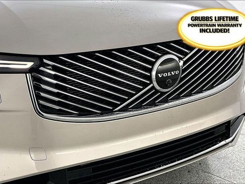New 2026 Volvo XC90 T8 Plus w/ Protection Package Premier image 37
