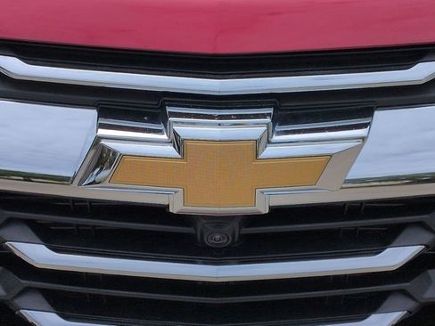 New 2026 Chevrolet Equinox LT w/ Safety and Technology Package FWD image 5