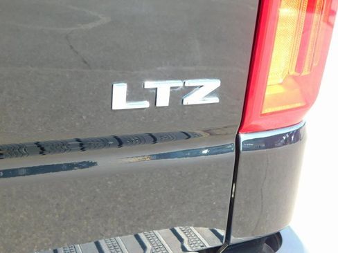 Used 2024 Chevrolet Silverado 1500 LTZ w/ LTZ Premium Package image 45